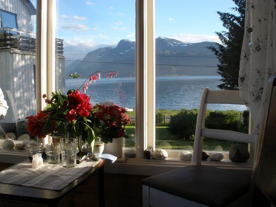 Solheim Fritidsgard Villa Svensby ภายนอก รูปภาพ